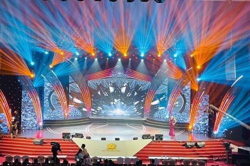 Sân khấu chung kết Hoa hậu Quý bà Việt Nam Toàn cầu 2022 được đầu tư 4,9 tỷ đồng