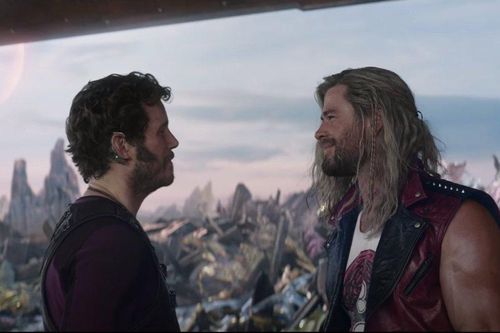 Người hâm mộ muốn đuổi Chris Pratt khỏi MCU sau trailer 'Thor 4'