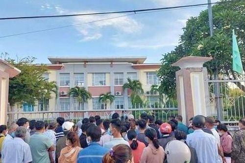 Khánh Hòa chấn chỉnh việc người dân mắc màn chờ làm thủ tục đất đai
