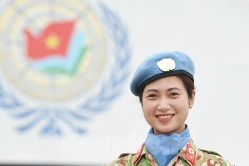 'Bóng hồng' 9x lên đường làm nhiệm vụ gìn giữ hòa bình Liên Hợp Quốc