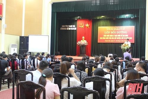 Khai mạc lớp bồi dưỡng kiến thức quản lý Nhà nước về gia đình