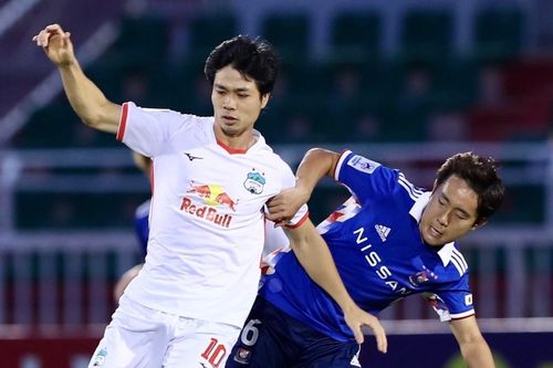 HAGL thua Yokohama 0-2