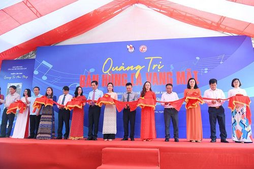 Trưng bày 81 tác phẩm ảnh, 50 tài liệu, hiện vật lịch sử báo chí tại Quảng Trị