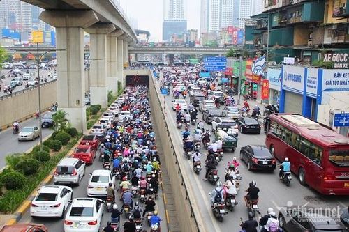 Hà Nội, TP.HCM gấp rút lên phương án chống ùn tắc giao thông dịp lễ 30/4 - 1/5