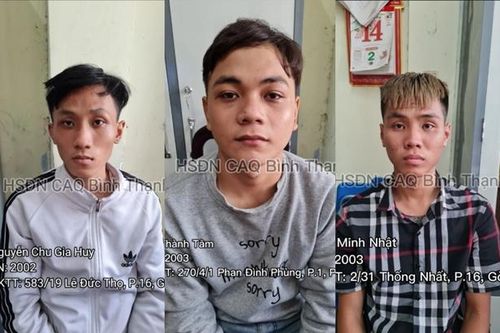 Bắt giữ 3 đối tượng cướp giật, kéo người phụ nữ đập mặt xuống đường