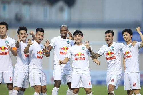 Hoàng Anh Gia Lai tặng 12.000 vé mời xem AFC Champions League 2022