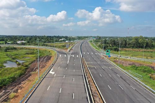 Cao tốc Trung Lương – Mỹ Thuận lưu thông từ 7 giờ 30 ngày 30/4