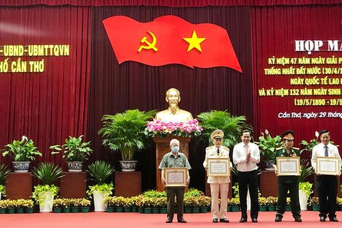 TP Cần Thơ họp mặt 47 năm Ngày Giải phóng miền Nam, thống nhất đất nước