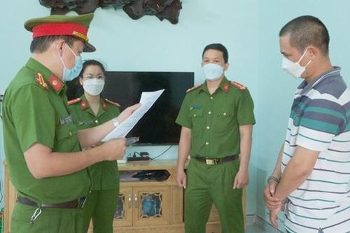 Khởi tố, bắt giam nhân viên công ty phân bón tham ô, chiếm đoạt tài sản