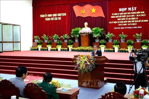 Phát triển thành phố Cần Thơ thành trung tâm của vùng ĐBSCL