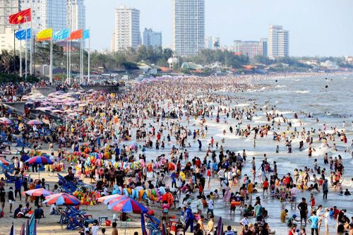 Nghỉ lễ 30/4-1/5, sao cứ phải chen chúc khổ sở ở các bãi biển, khu du lịch?