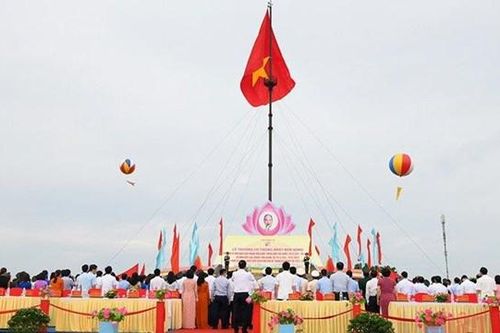 Chủ tịch nước dự Lễ Thượng cờ 'Thống nhất non sông'