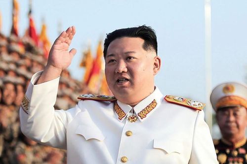 Ông Kim Jong Un cảnh báo tấn công phủ đầu