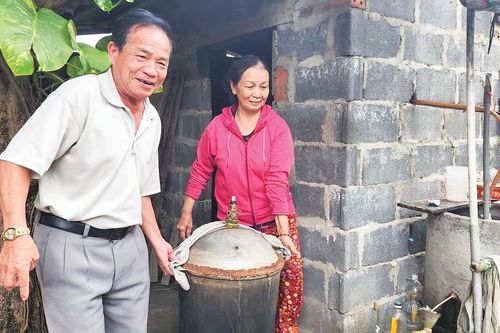 Gặp 'Em bé Bảo Ninh' bằng xương bằng thịt