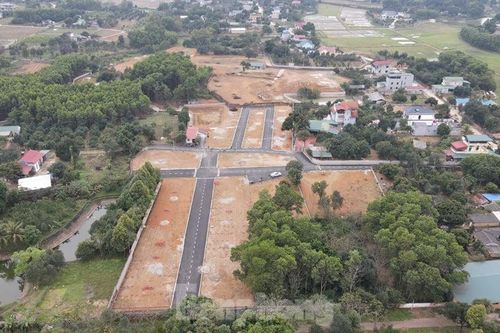 Bộ Xây dựng: Căn hộ 25 triệu đồng/m2 'mất tích', giá đất nền vùng ven tăng nóng