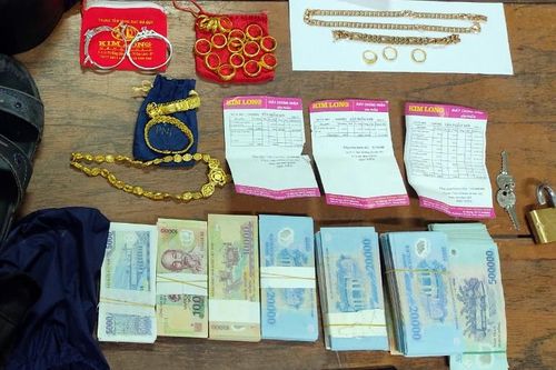 Một gia đình công chức bị trộm hơn 25 cây vàng