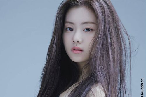 Vướng scandal, ca sĩ nên làm gì để cứu vãn sự nghiệp?