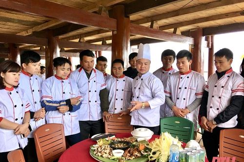 Gắn quảng bá văn hóa ẩm thực xứ Thanh với phát triển du lịch