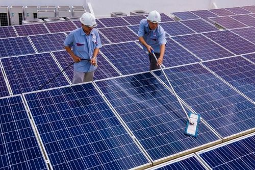Chất thải từ điện mặt trời: Cần sớm có giải pháp