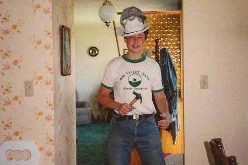 17 tuổi, Elon Musk làm thuê ở nông trại