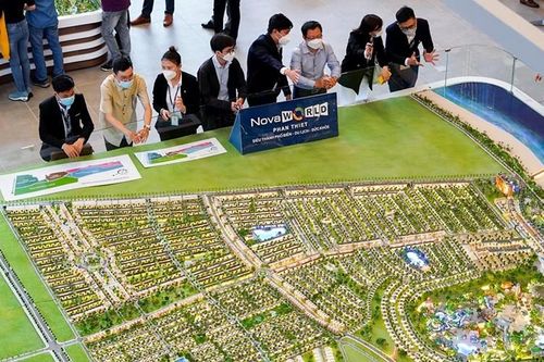 Bất động sản mới nhất: Giá nhà gấp 20 lần thu nhập, phân khúc bán lẻ sẽ hút khách, tiền đổ nhiều nhất vào đâu?