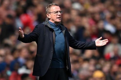 Ralf Rangnick bị chỉ trích gay gắt vì… tham