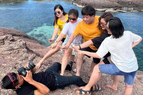 Hướng dẫn viên Phú Quốc đi phụ bếp, không dám tắm dịp 30/4-1/5