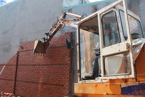 Cưỡng chế 18 công trình xây dựng trái phép tại Biên Hòa