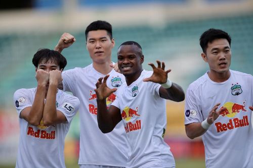 Hoàng Anh Gia Lai nhận thưởng 'khủng' từ AFC
