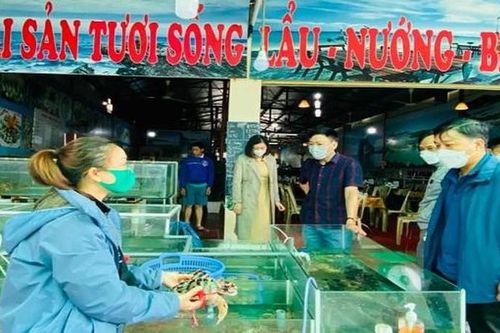 Quảng Ninh nhanh chóng xác minh phản ánh của du khách đối với nhà hàng Đảo Ngọc (Cô Tô)