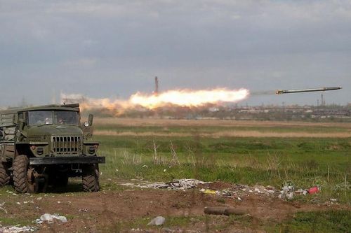 Nga phá hủy kho vũ khí phương Tây ở Ukraine, Pháp cảnh báo ông Putin