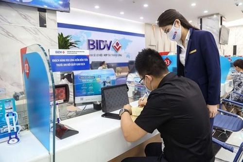 Xếp hạng lợi nhuận ngân hàng Việt có nhiều xáo trộn