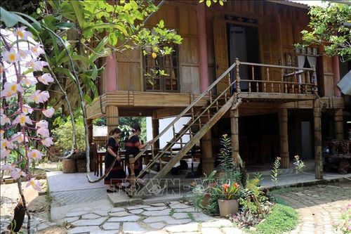 Mới lạ du lịch cộng đồng trên dãy Trường Sơn hùng vĩ