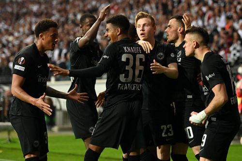 Frankfurt hạ West Ham, vào chung kết Europa League đấu Rangers