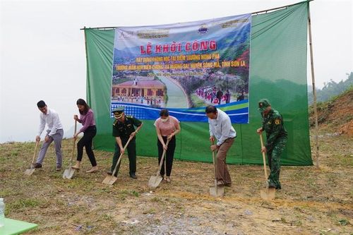 Khởi công xây dựng điểm trường mầm non tại bản Noong Phạ
