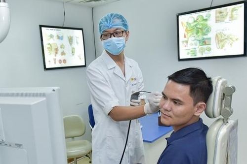 Vừa hút thuốc lá, vừa uống rượu nguy cơ mắc ung thư hạ họng - thanh quản cao gấp 3 lần