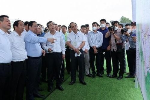 Thủ tướng Phạm Minh Chính khảo sát một số công trình, dự án lớn tại Thái Bình