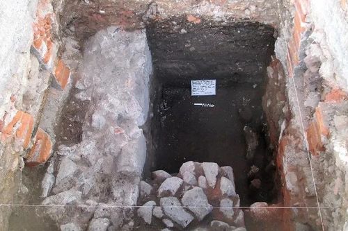 Khai quật được di tích nhà ở thời đế chế Aztec và các khu vườn nổi ở thành phố Mexico