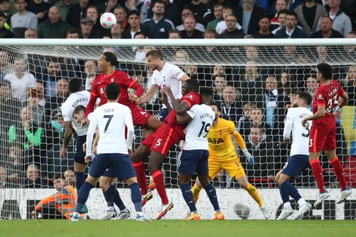 HLV Liverpool nói gì sau trận hòa như thua trước Tottenham?