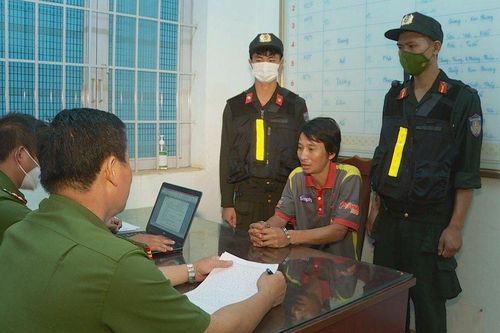 Bắt giữ đối tượng bỏ trốn hơn 8 năm sau khi đánh bạn nhậu