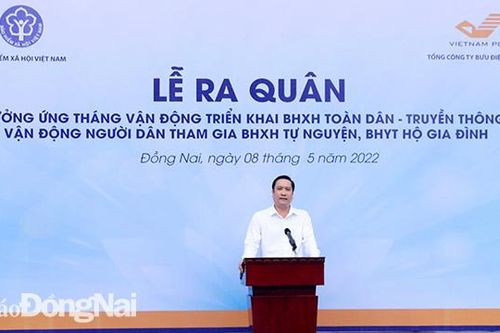 Ra quân vận động người dân tham gia BHXH, BHYT