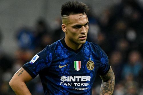 Inter đang dâng chức vô địch Serie A cho Milan