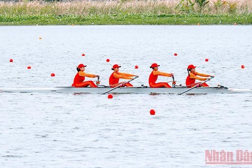 Khởi tranh môn Đua thuyền Rowing tại SEA Games 31