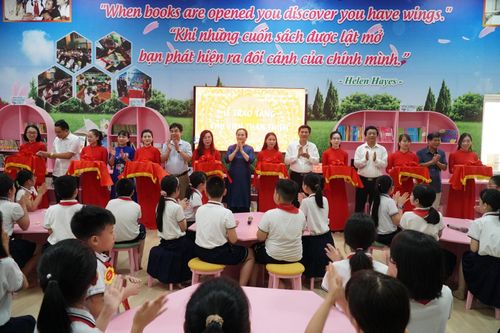 Nghệ An: Trao tặng 2 thư viện thân thiện trị giá 1,5 tỷ đồng cho trường học