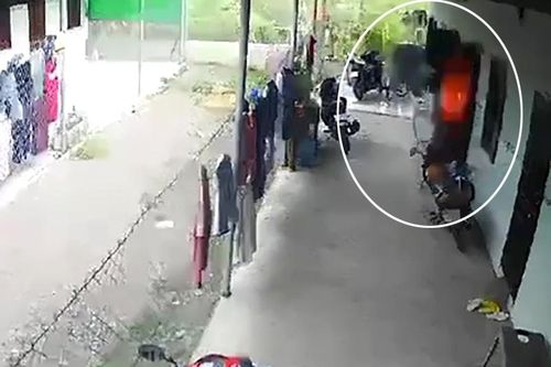 Khoảnh khắc nổ kinh hoàng rung chuyển phòng trọ ở Bình Thuận