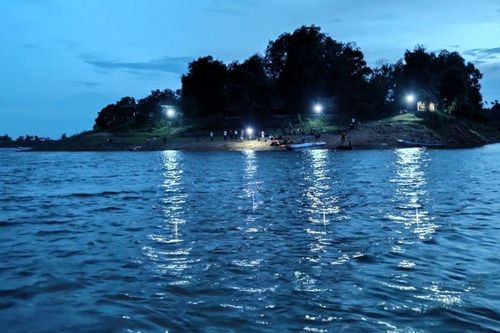 Đã tìm thấy thi thể 2 nạn nhân vụ chìm xuồng trên hồ Đa Tôn ở Đồng Nai