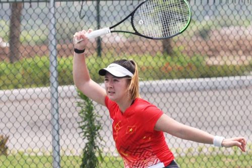 Dàn Việt kiều hội quân cùng tuyển quần vợt dự SEA Games