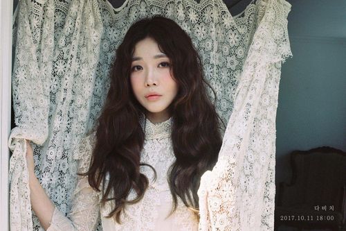 Nữ ca sĩ nhóm Davichi kết hôn
