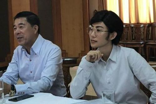 'Ong chúa' trong 'Bão ngầm' ngoài đời hôn nhân êm ấm, từng chiến thắng ung thư