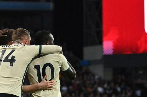 Liverpool thắng ngược Aston Villa: Pep Guardiola, hãy coi chừng!